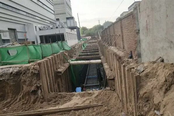 深基坑支撑梁