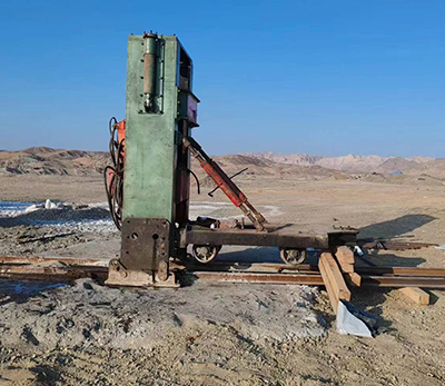 水电站压力钢管斜井天井钻机施工